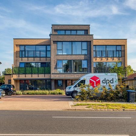 Apartament Modern Penthouse In Wembley Londyn Zewnętrze zdjęcie