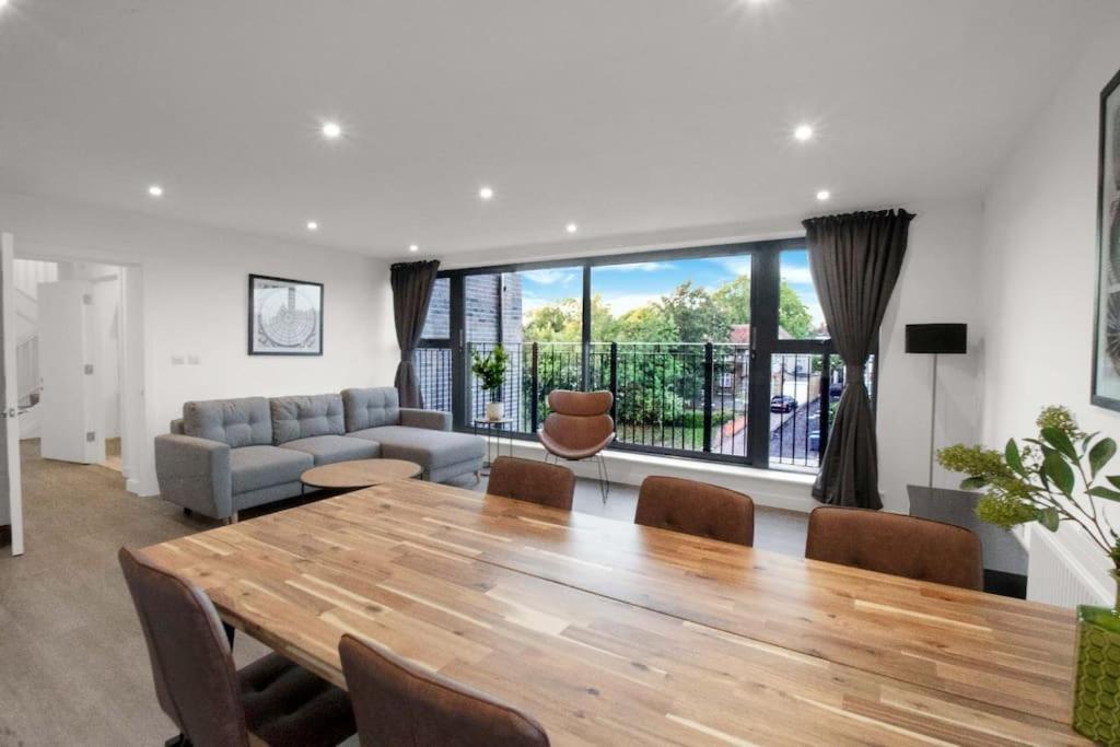 Apartament Modern Penthouse In Wembley Londyn Zewnętrze zdjęcie