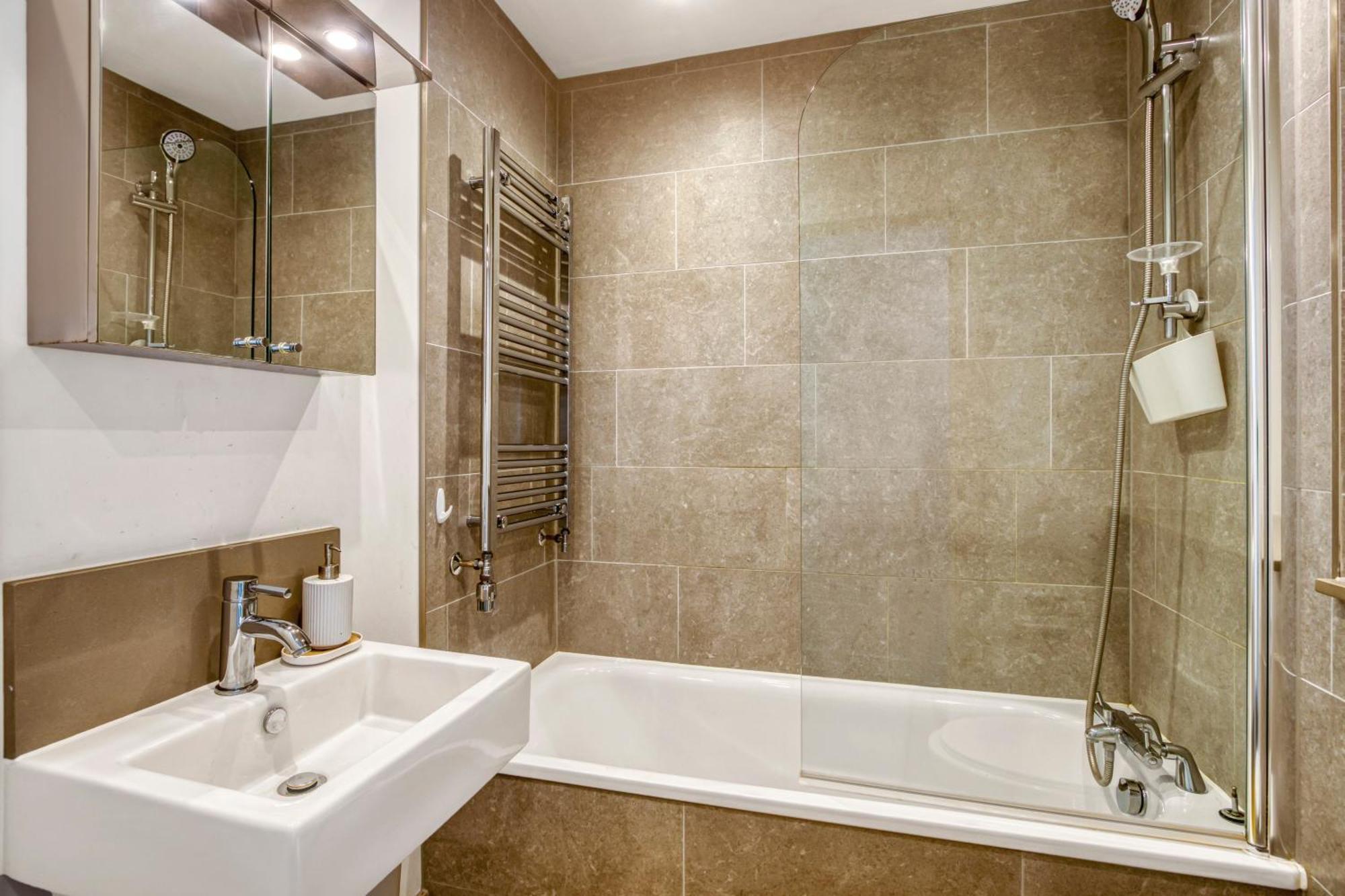Apartament Modern Penthouse In Wembley Londyn Zewnętrze zdjęcie