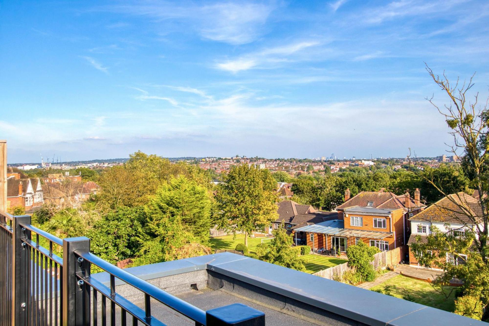 Apartament Modern Penthouse In Wembley Londyn Zewnętrze zdjęcie